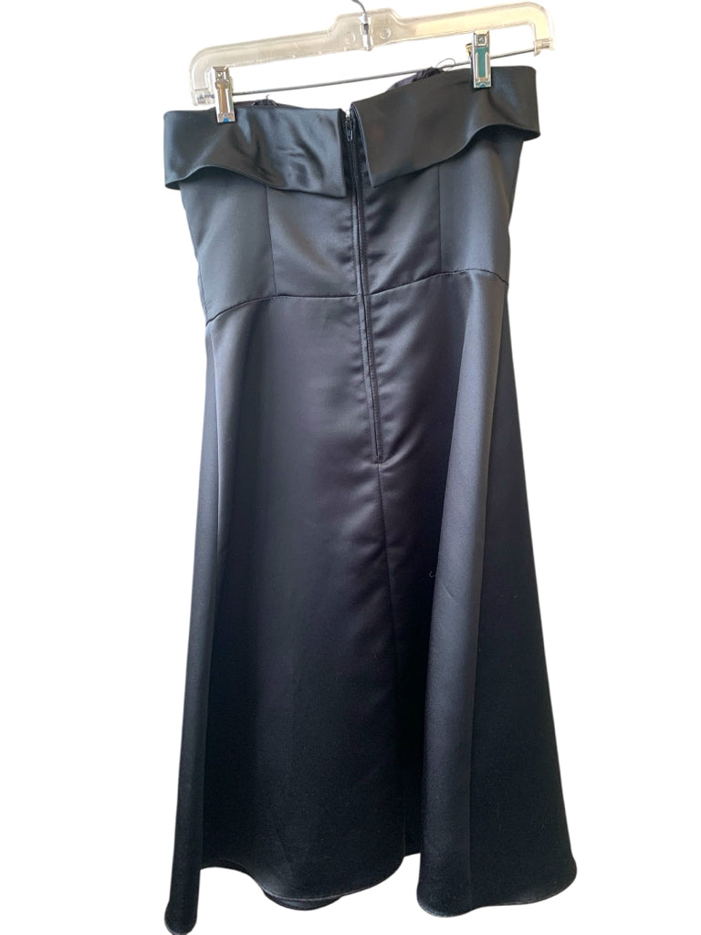 WHITE HOUSE BLACK MARKET  4 DRESS  W