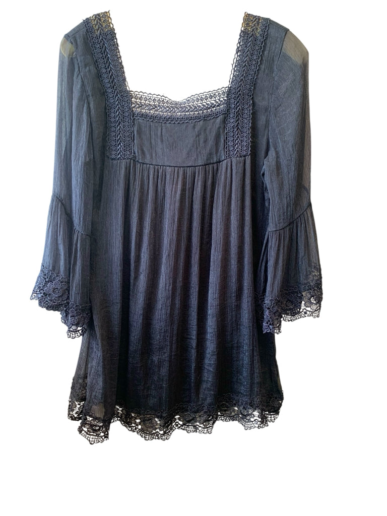 URBAN MANGO  large TOP  W