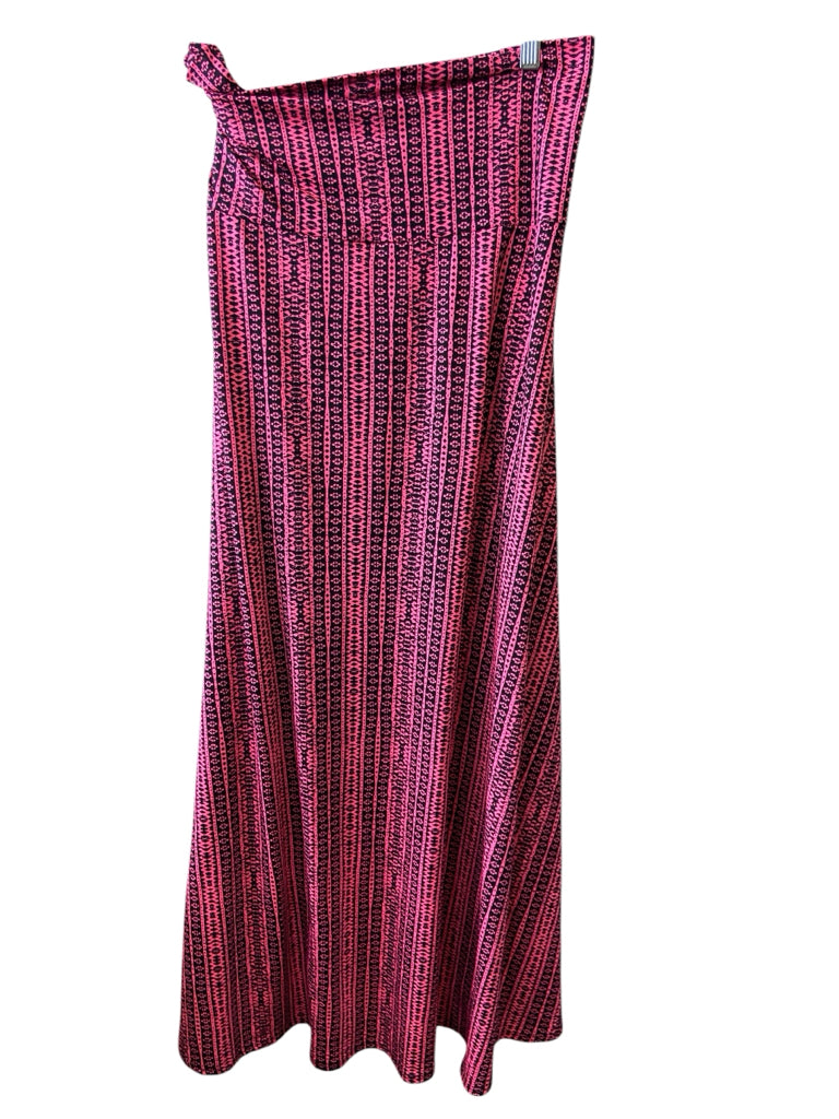 LULA ROE Size large SKIRT W