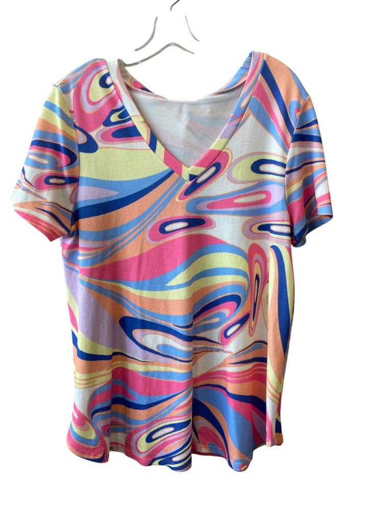 HONEY ME Size large TOP  W