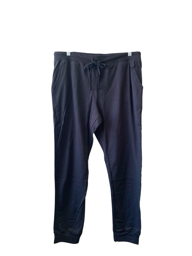 HANES  large LOUNGE W