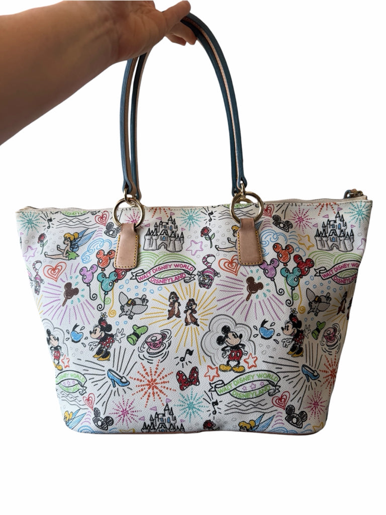DOONEY & BOURKE Size m/L PURSE W