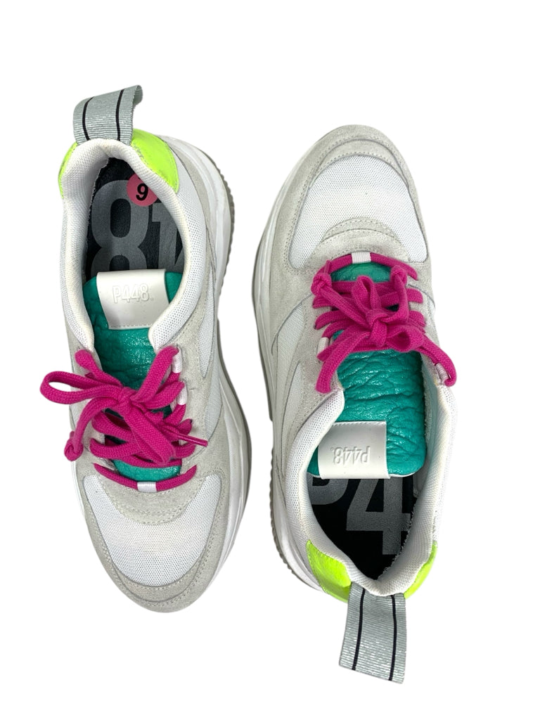 P448  9 SNEAKERS W