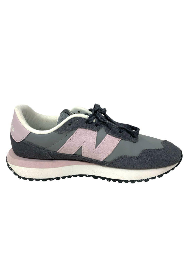 NEW BALANCE  10 SNEAKERS W