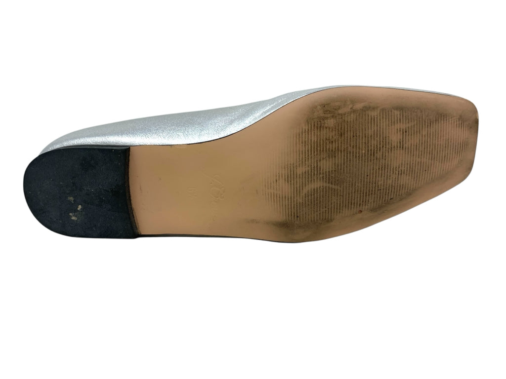 J CREW  6.5 FLAT W