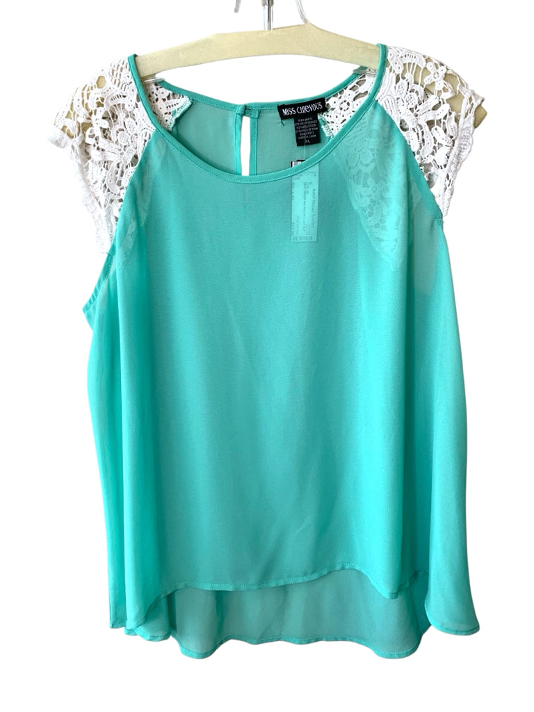 MISS CHEVOUS  x-lg TOP  W