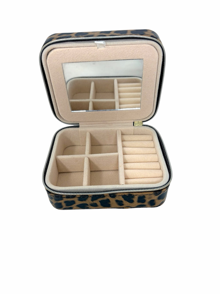 Size small JEWEL CASE