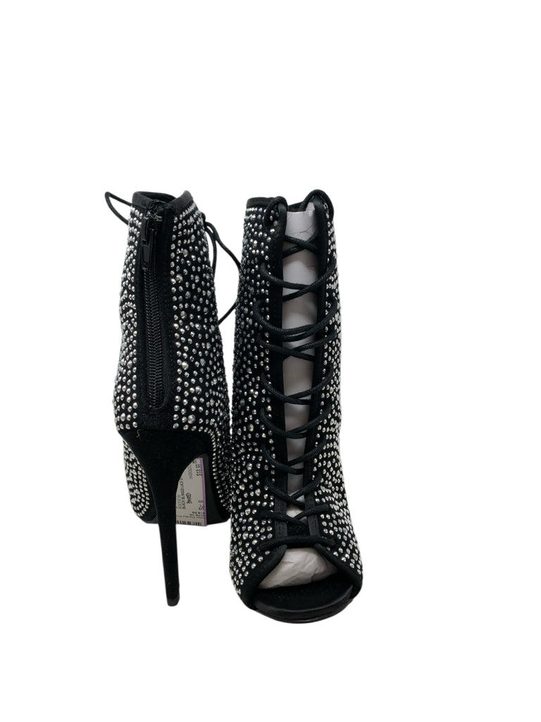 SHOEDAZZLE  6 BOOTIE W