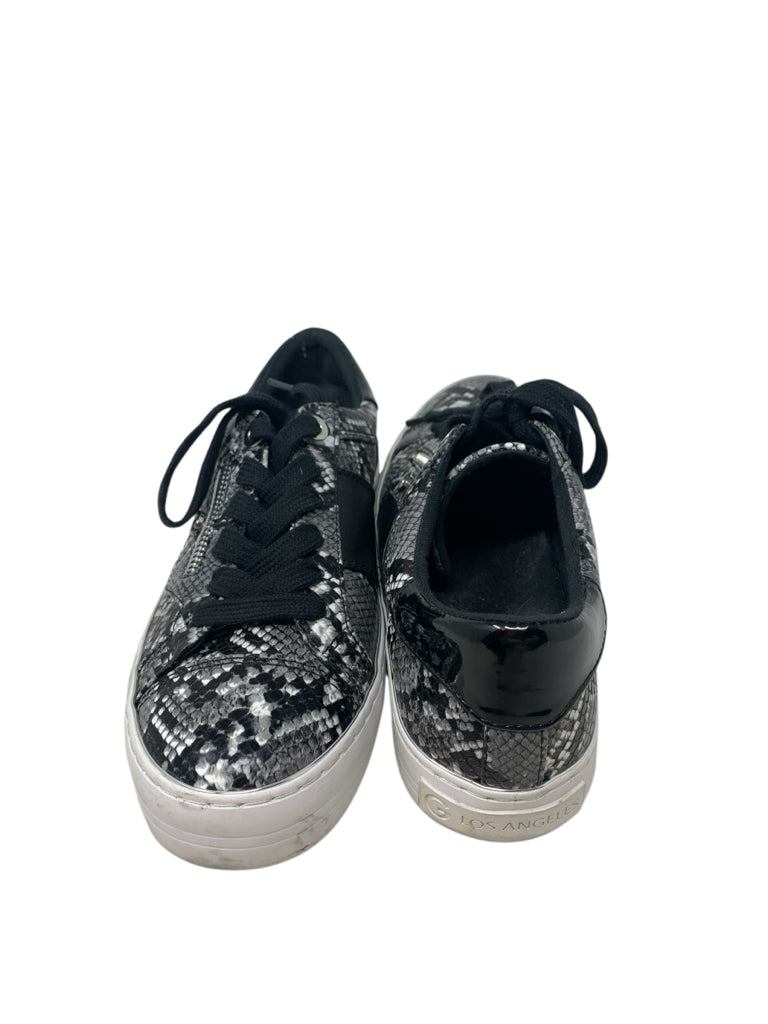 GBG LOS ANGELES  8 SNEAKERS W