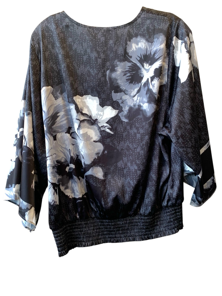 WHITE HOUSE BLACK MARKET  medium TOP  W