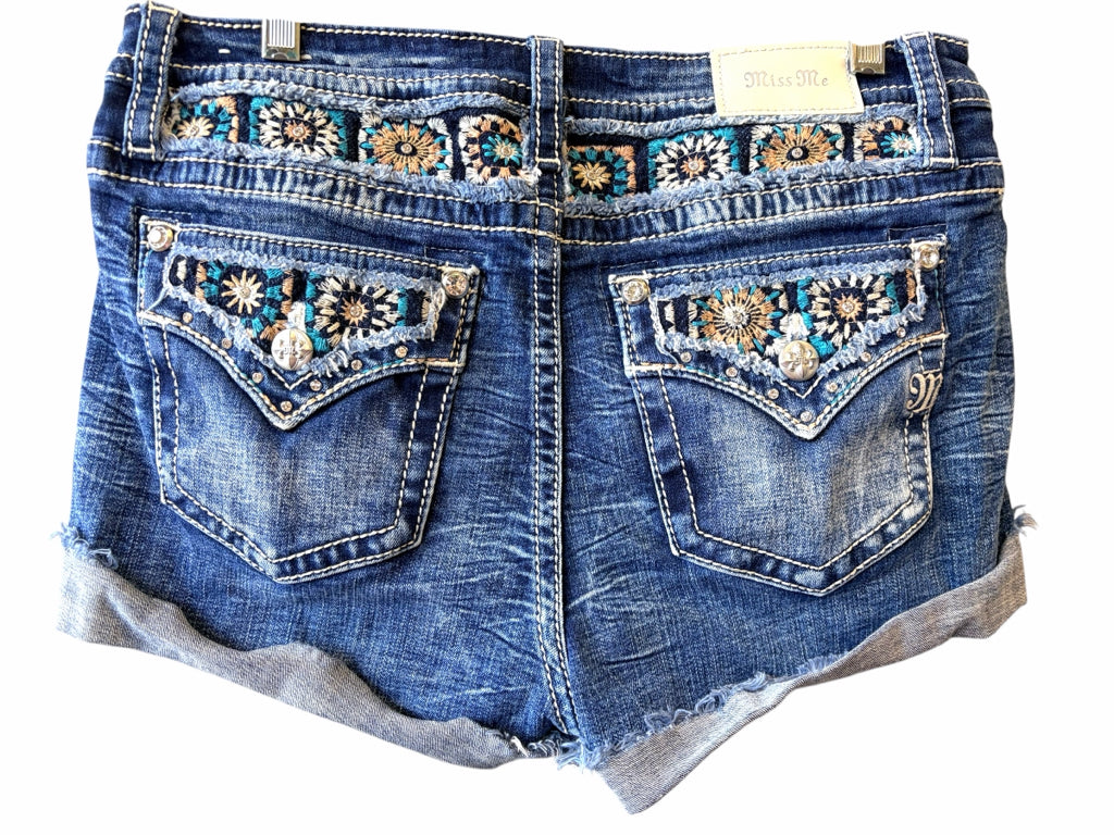 MISS ME Size 12(32) SHORT W