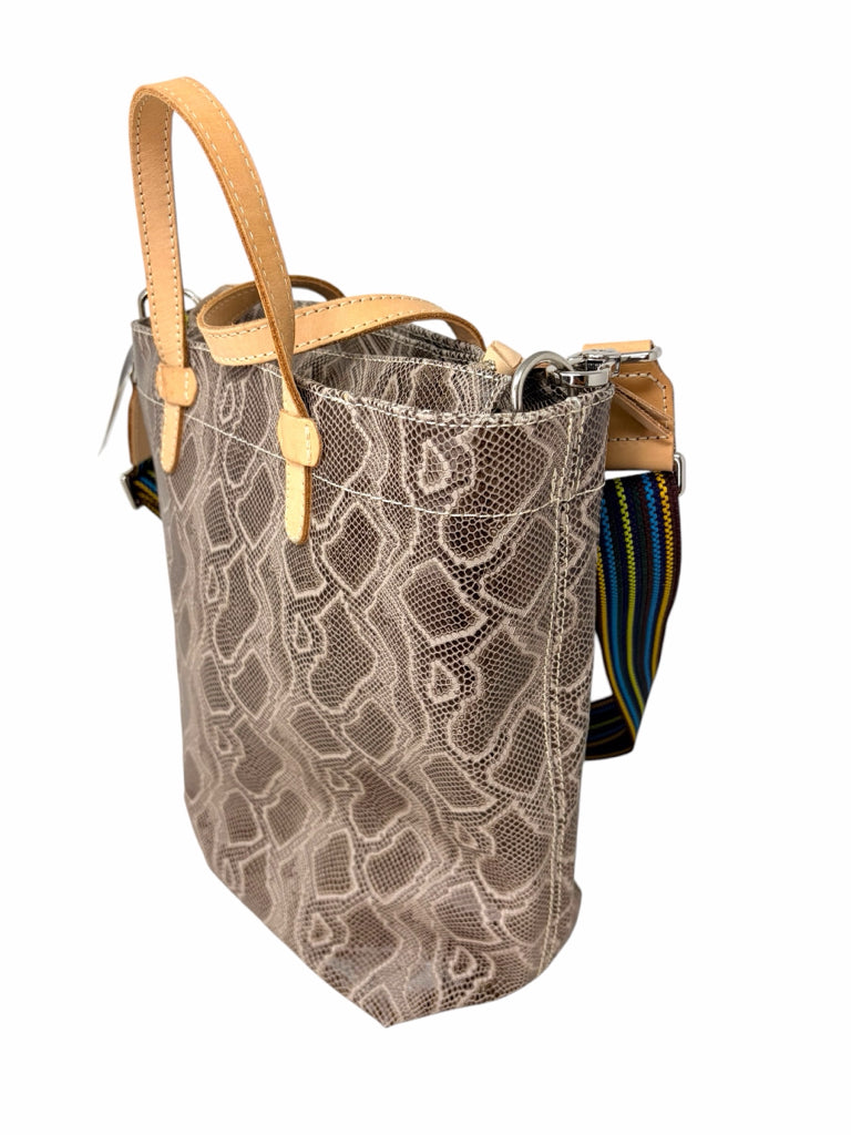 CONSUELA Size medium BAG W