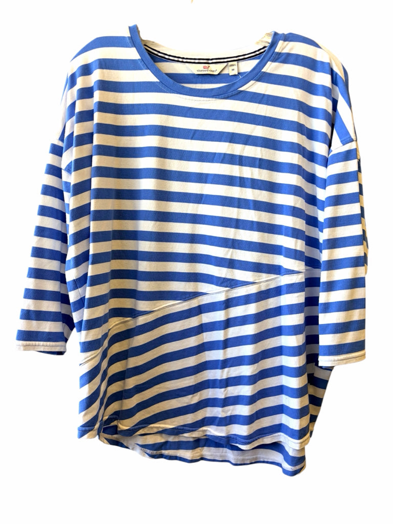 VINEYARD VINES Size medium TOP W