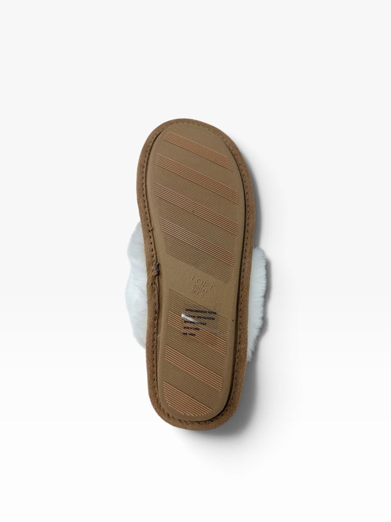 AT LOFT Size 7-8 SLIPPER W