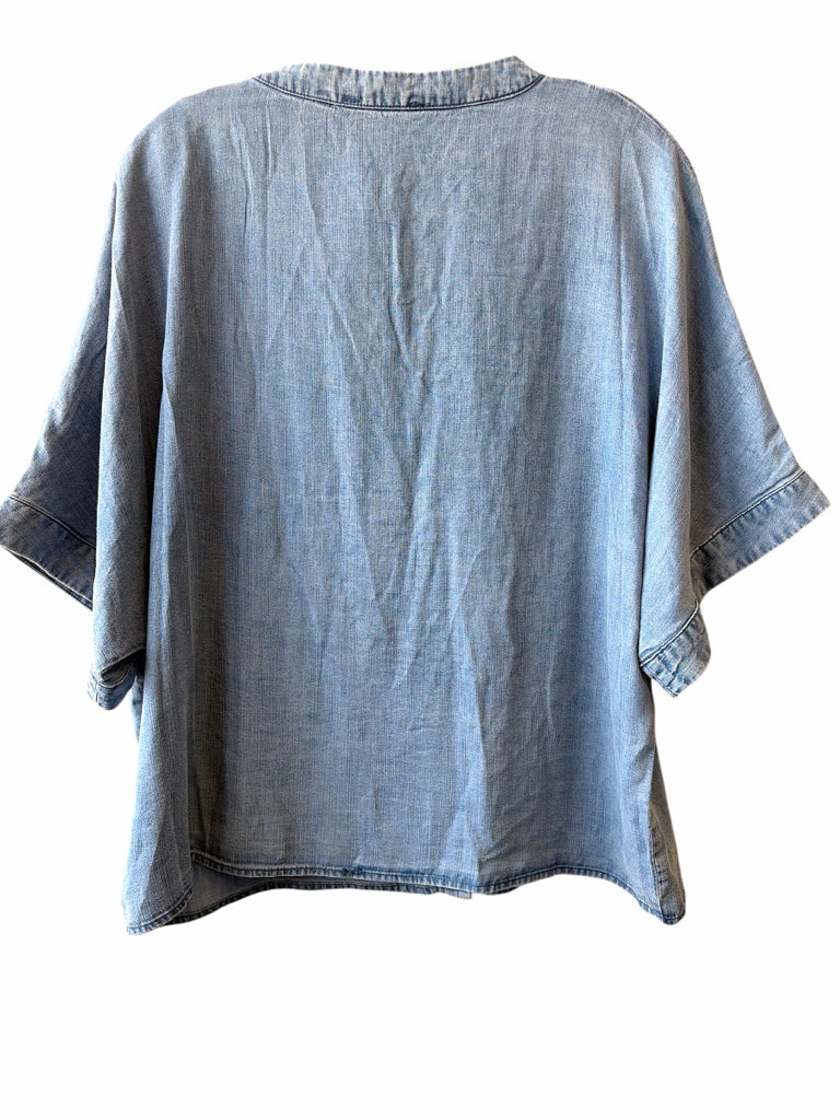 TAHARI Size large BLOUSE W