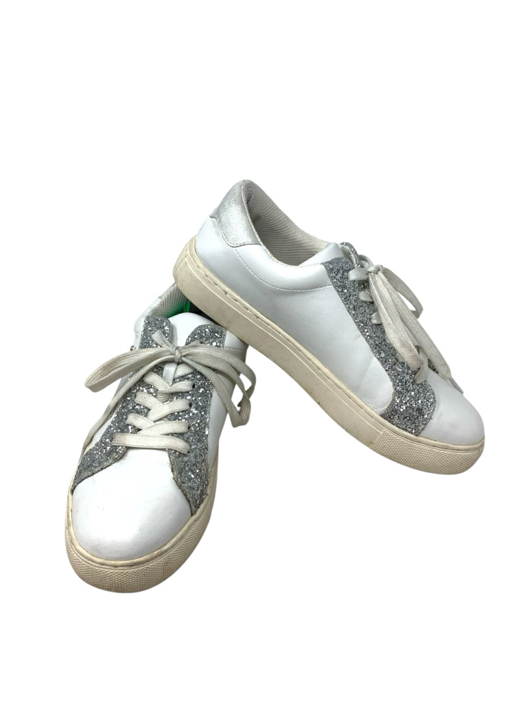 HEY GIRL BY CORKY'S  6 SNEAKERS W