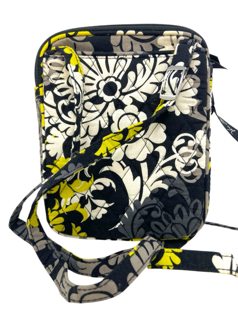 VERA BRADLEY Size small CROSSBODY W