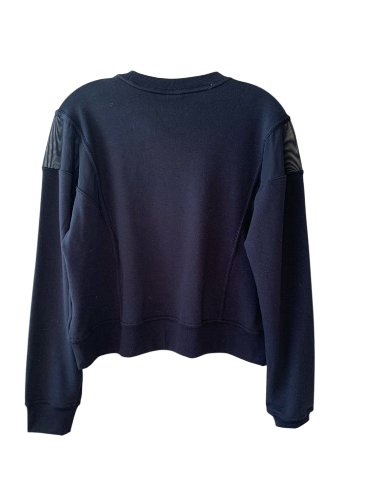 NIKE  medium SWT SHRT W