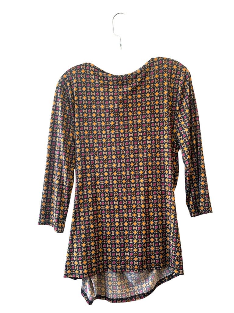 WORTHINGTON  large TOP W