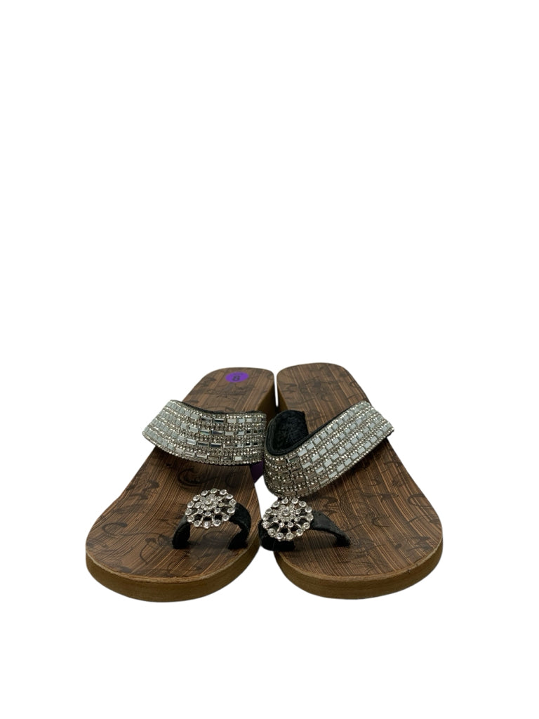 CORKY'S  8 FLIPFLOP W