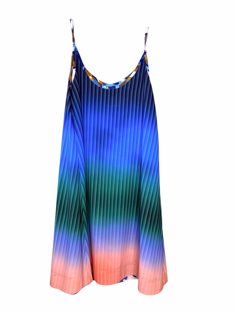 ISLE by MELIS KOZAN Size small SUN DRS W