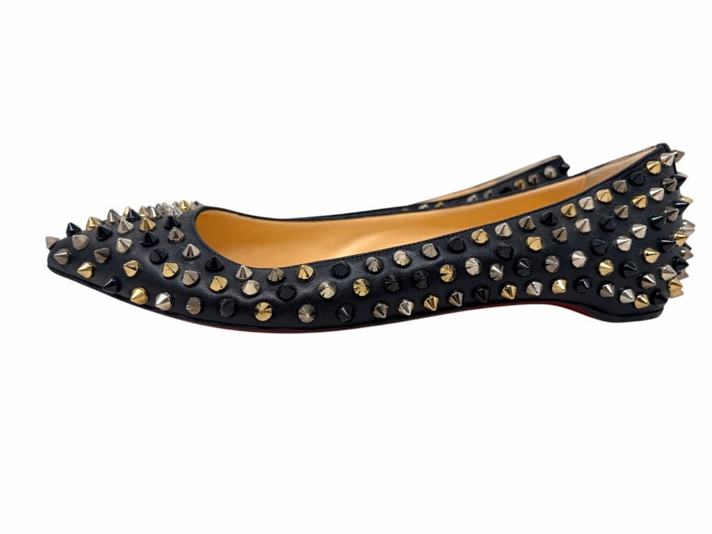 LOUBOUTIN Size 8 FLAT W