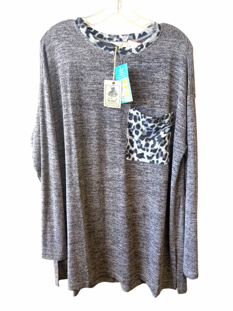 EASEL Size medium TUNIC