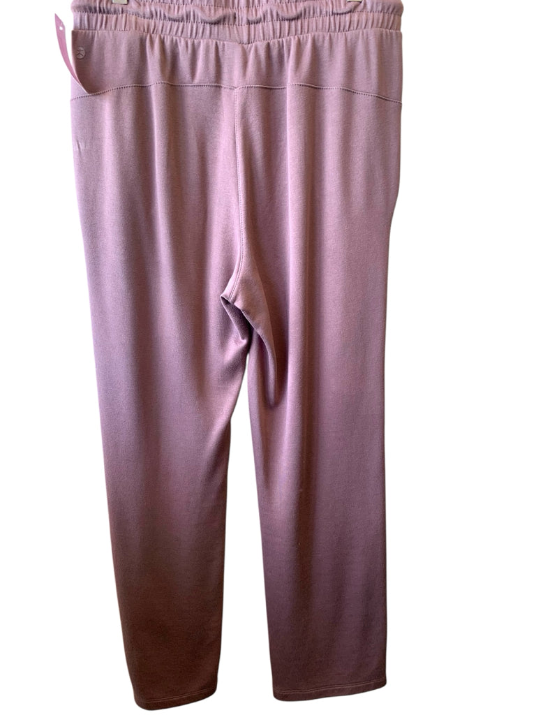 DANSKIN  medium LOUNGE W
