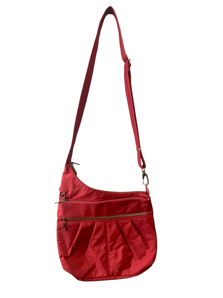 TRAVELON Size medium CROSSBODY W