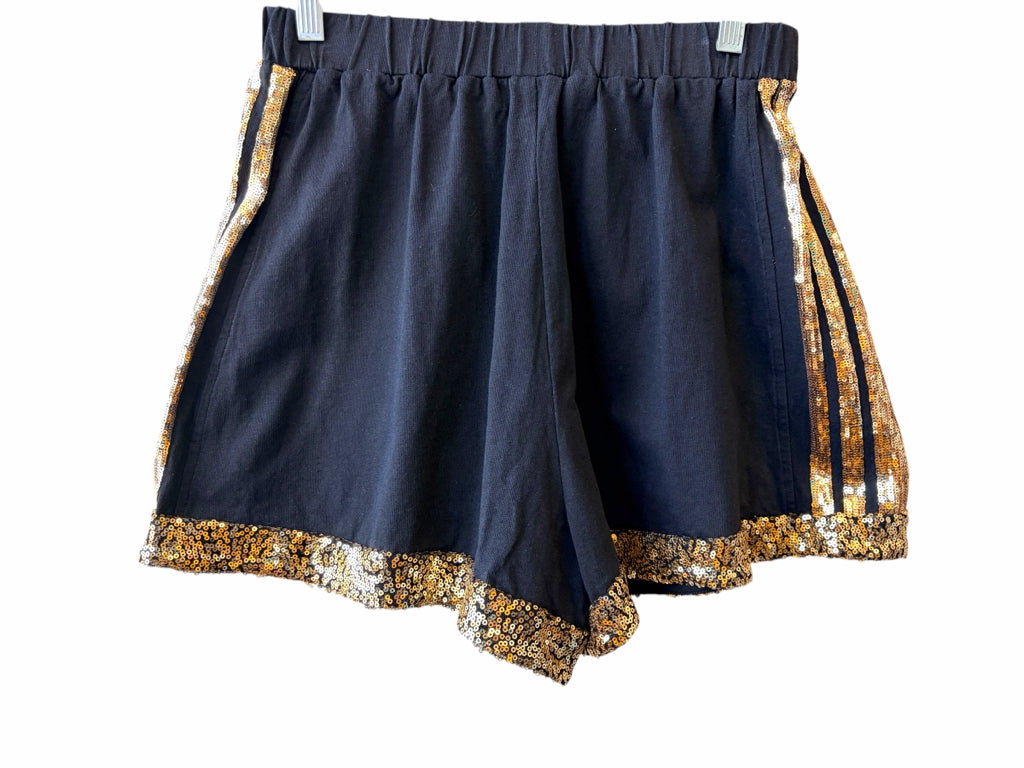 FANTASTIC FAWN Size medium SHORT W