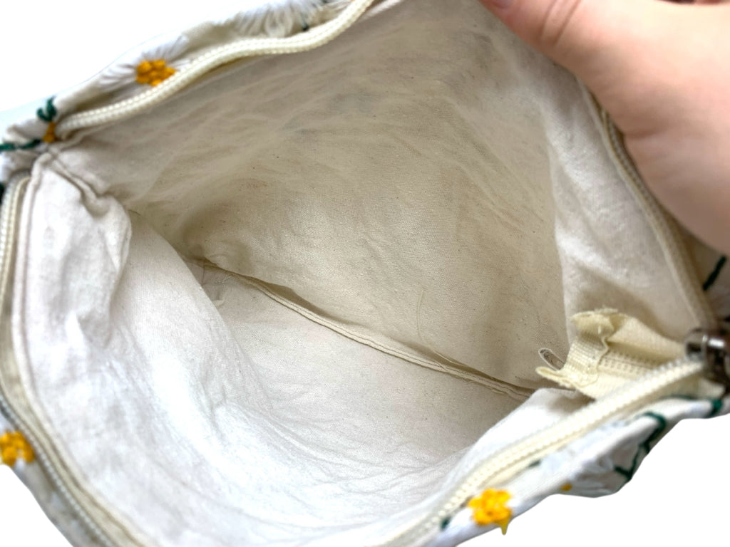 medium MAKEUP BAG