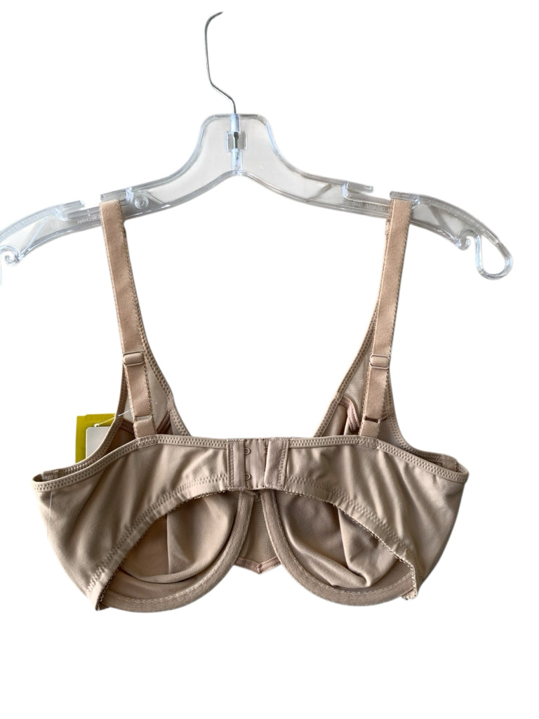 WACOAL  34C BRA W