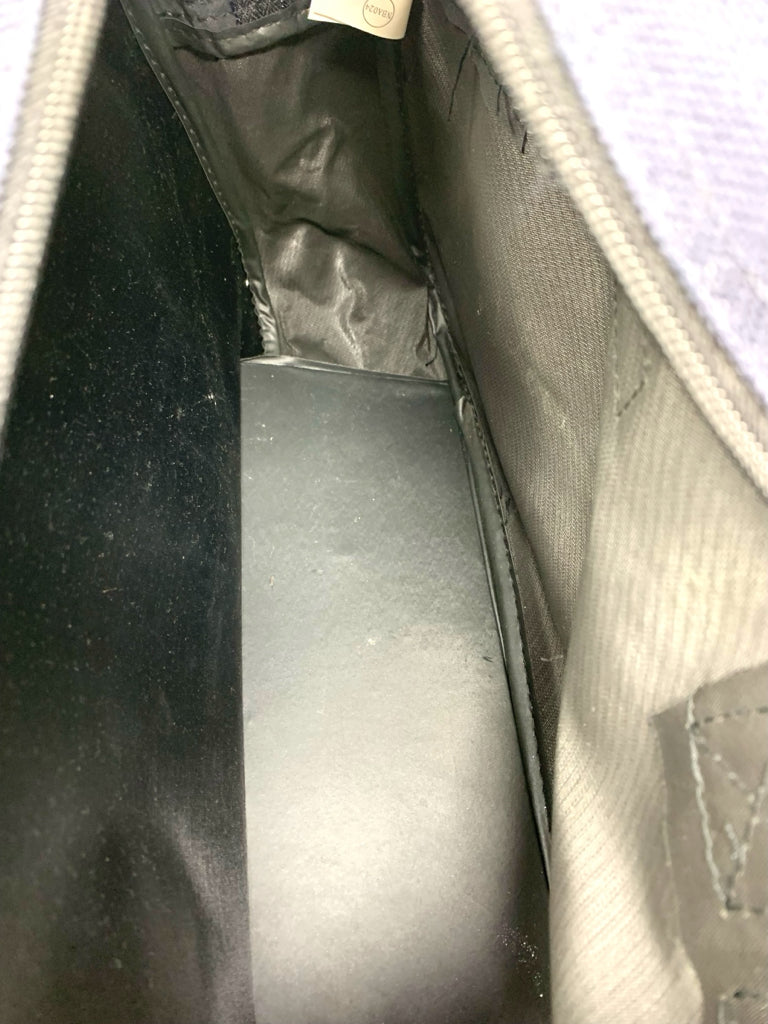 TAG  medium TOTE W