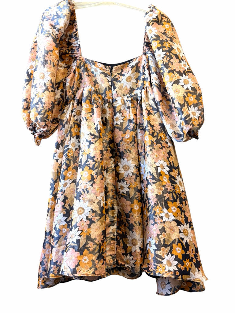 STORIA Size small DRESS W