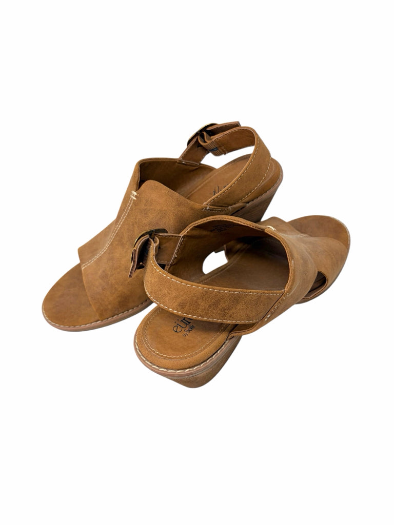 EUROSOFT Size 9 HEEL W