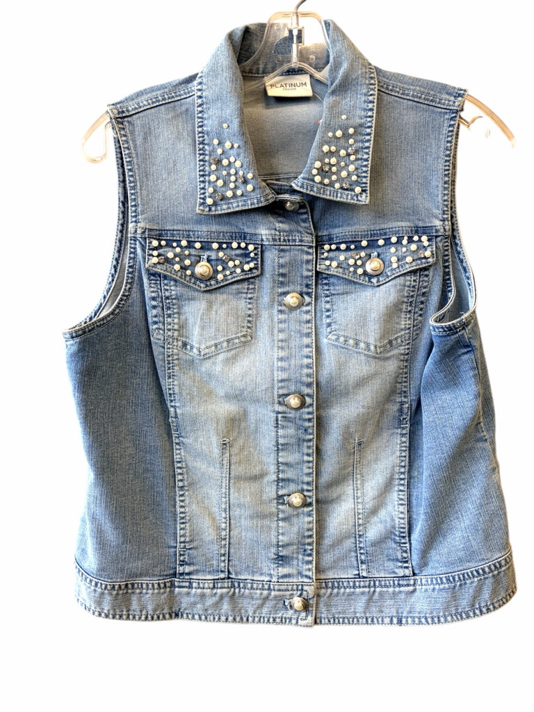 CHICO'S Size medium VEST W