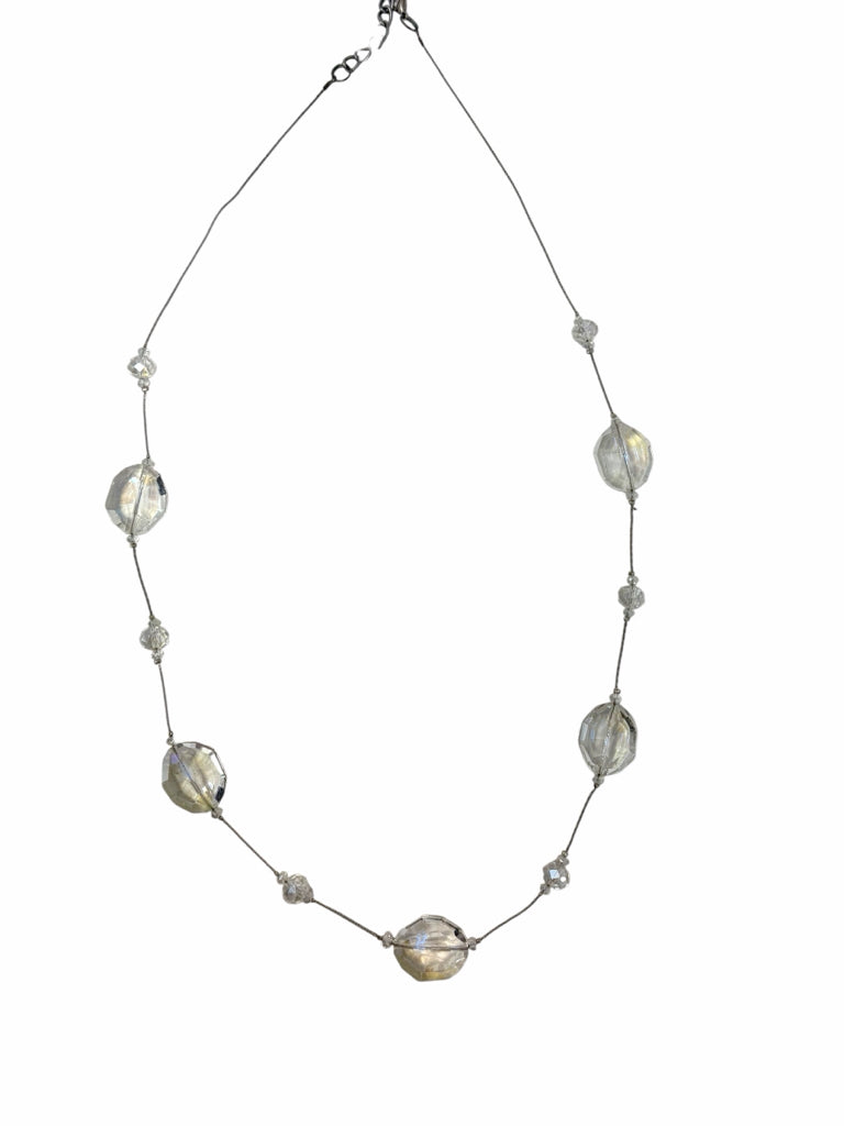NECKLACE W
