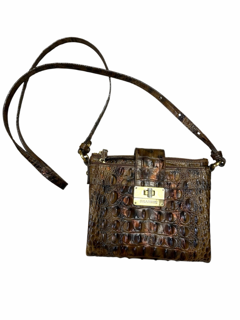BRAHMIN Size small CROSSBODY W