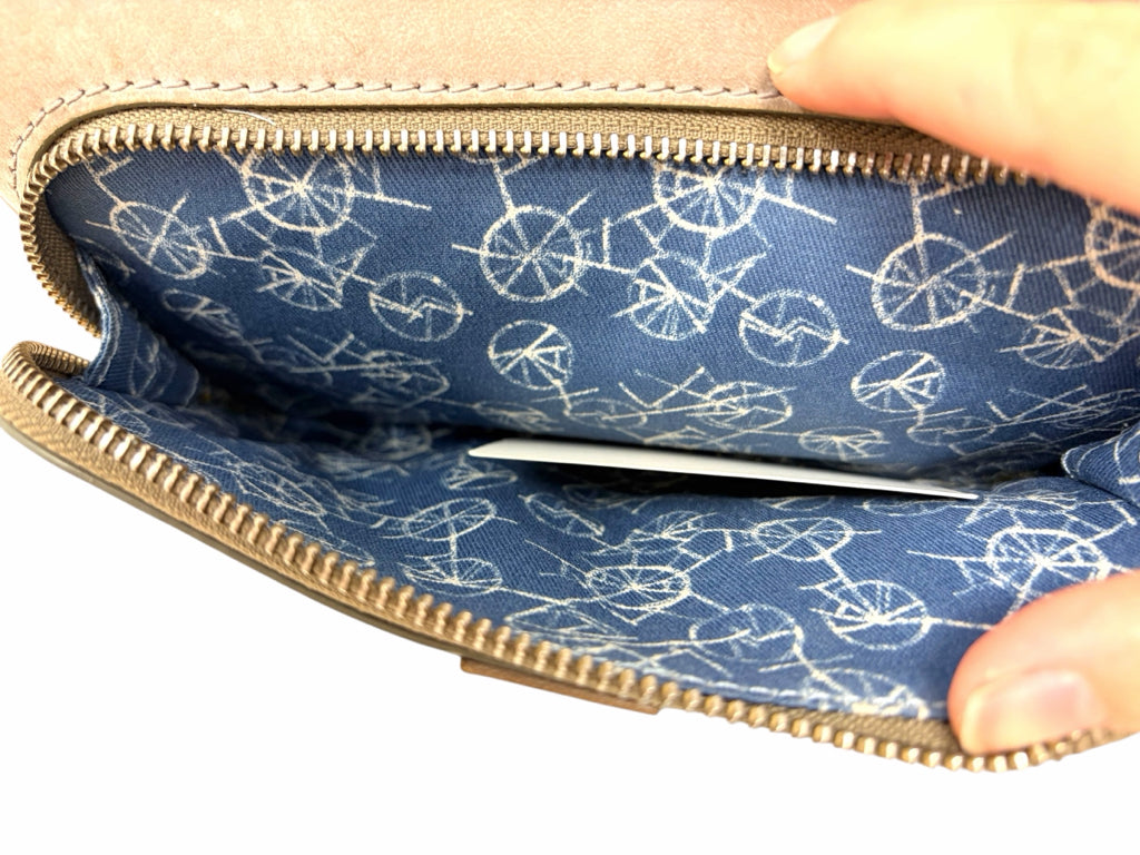 FOSSIL Size small CROSSBODY W