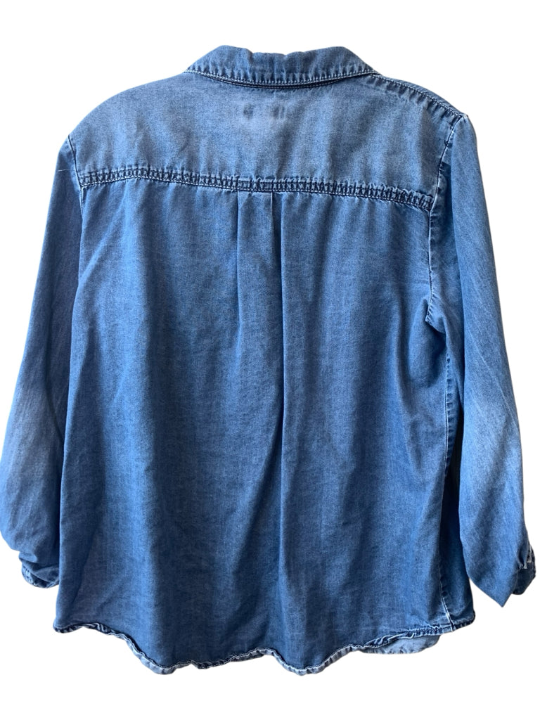 CHICO'S  medium BLOUSE W