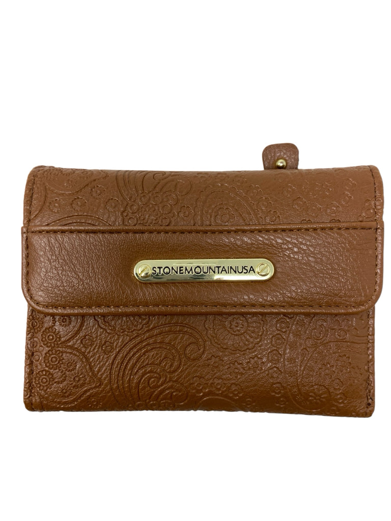 STONE MOUNTAIN Size small WALLET W