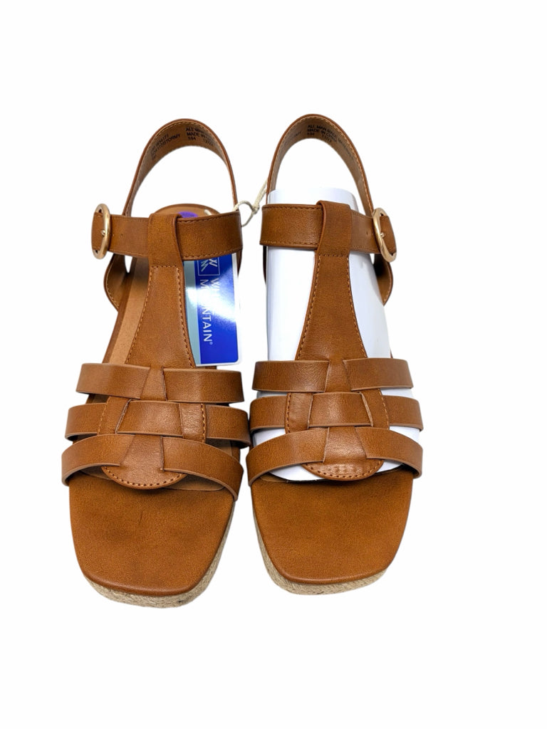 WHITE MOUNTAIN Size 8 WEDGE W