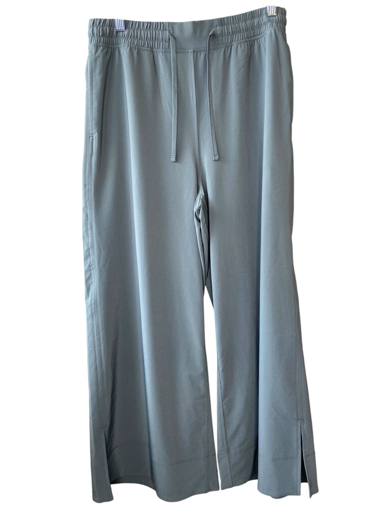 CRZ YOGA Size large GYM W