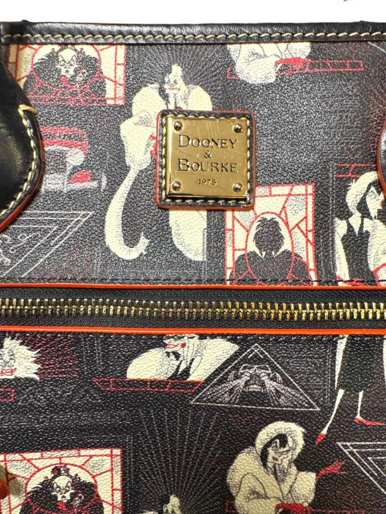 DOONEY & BOURKE  medium PURSE W
