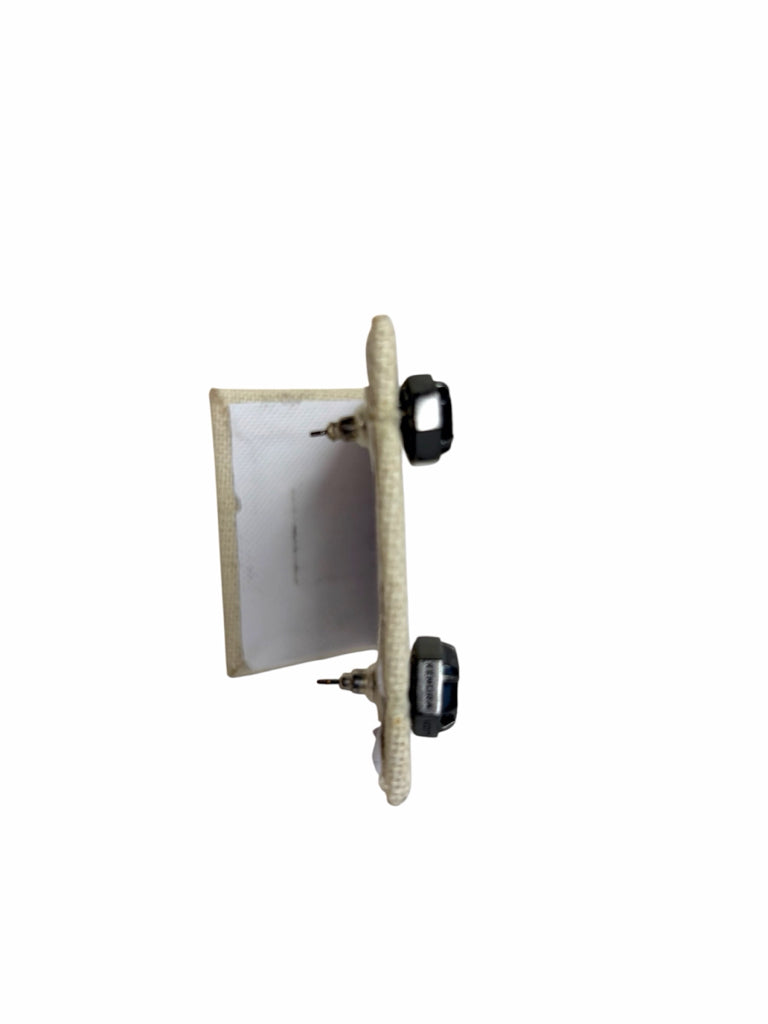 KENDRA SCOTT Size PIERCED EARRINGS