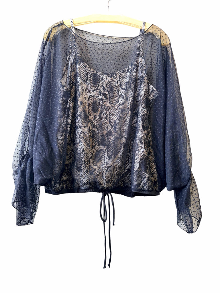 VENUS Size xL TOP W
