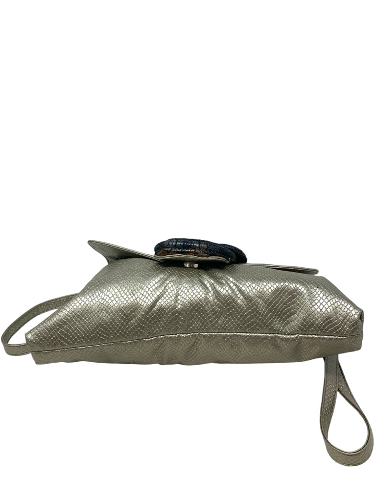 CHICO'S  medium PURSE W
