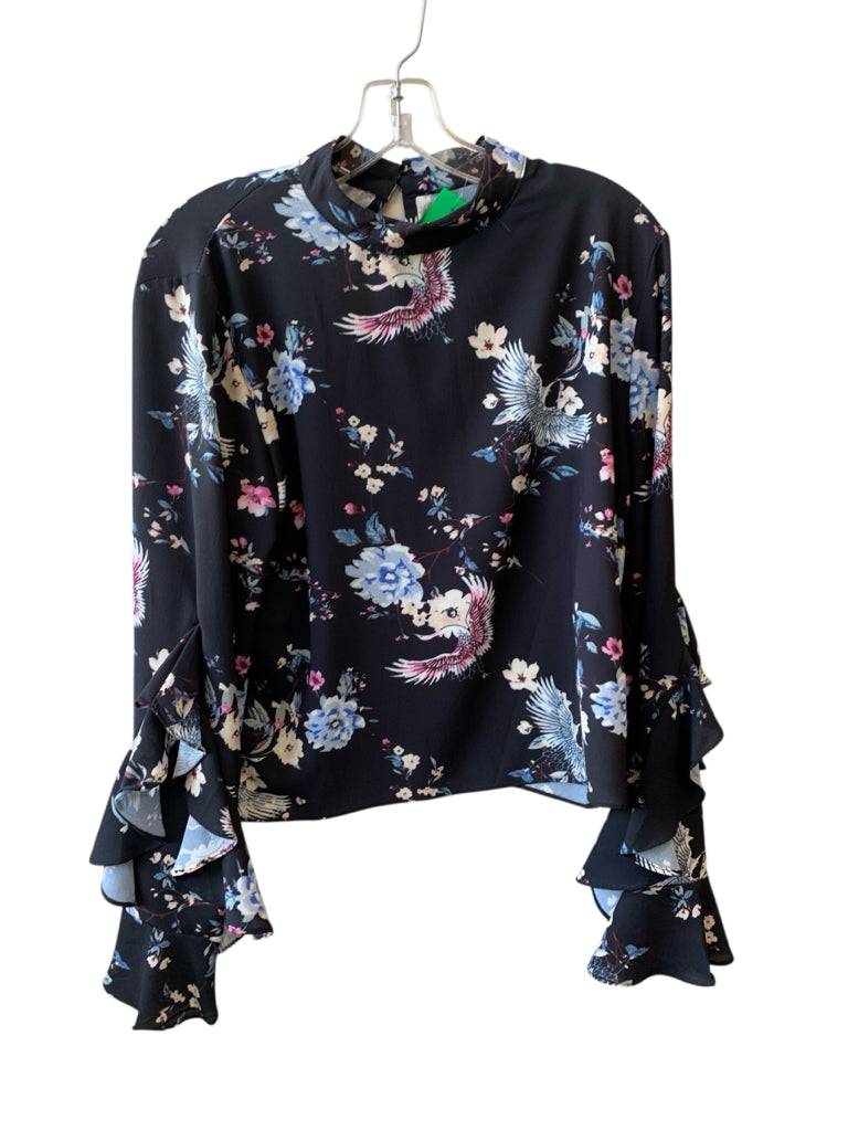 HAUTE ROGUE Size large TOP W