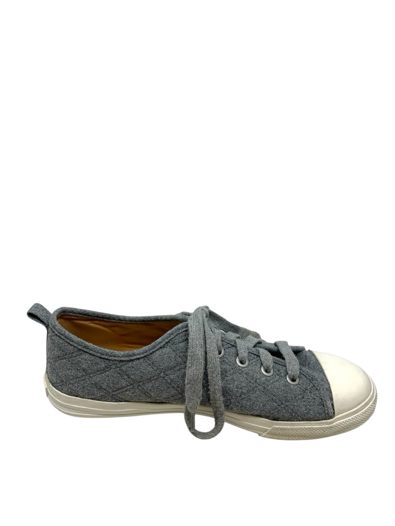 TALBOTS  8 SNEAKERS W