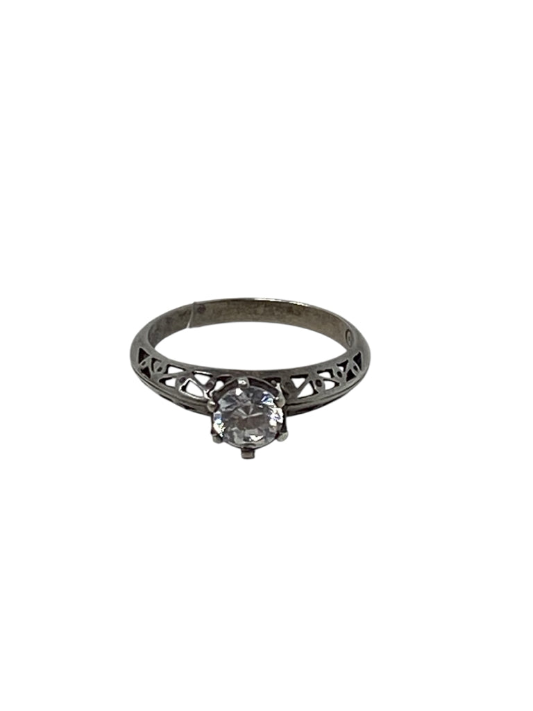 Size 8.5 RING